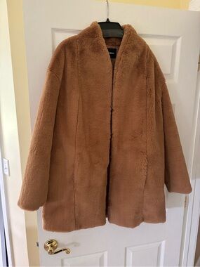 Express Teddy Faux Fur Jacket in Camel Brown